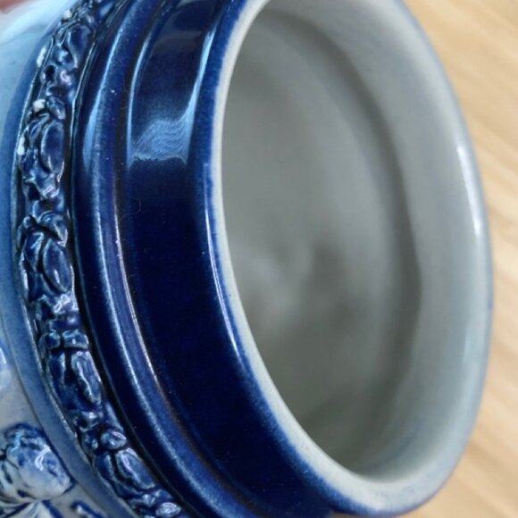 Original Thewalt German Ceramic Stein, Raised Sculpture Design, 1371 - Picture 13 of 16